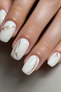 minimalist nails