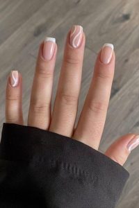 minimalist nails